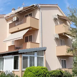 haus-magdalena.primorje-gorskikotar.com/